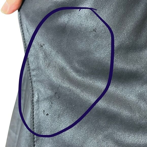 Welcome to my closet! - Picture 10 of 14